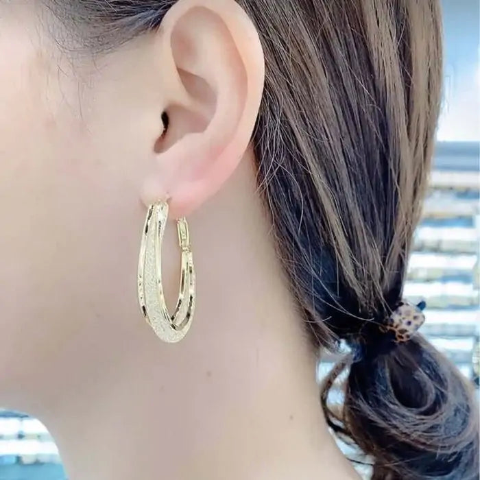 Fashion Oval Earrings - Chic Modern Oval Statement Earrings