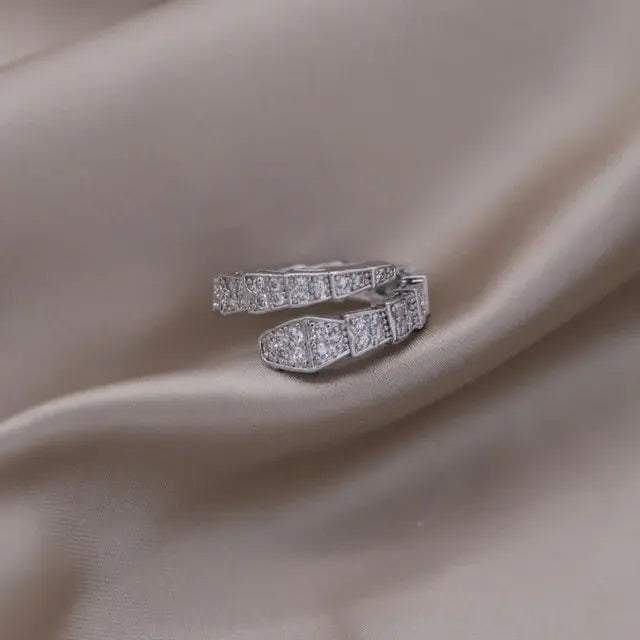 Beautiful and Elegant Ring - Multi-Color Statement Ring Collection