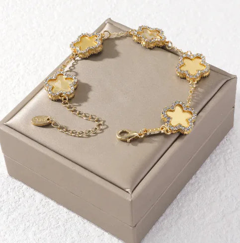 Elegant Women's Single Bracelet