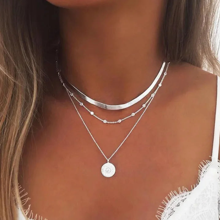 Bloom Pendant Necklace