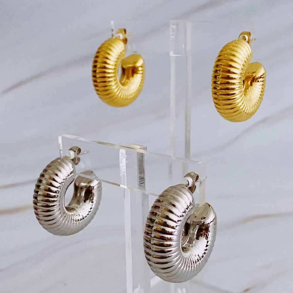 Full Body In Pleats Hoop Earrings - Textured Statement Hoops