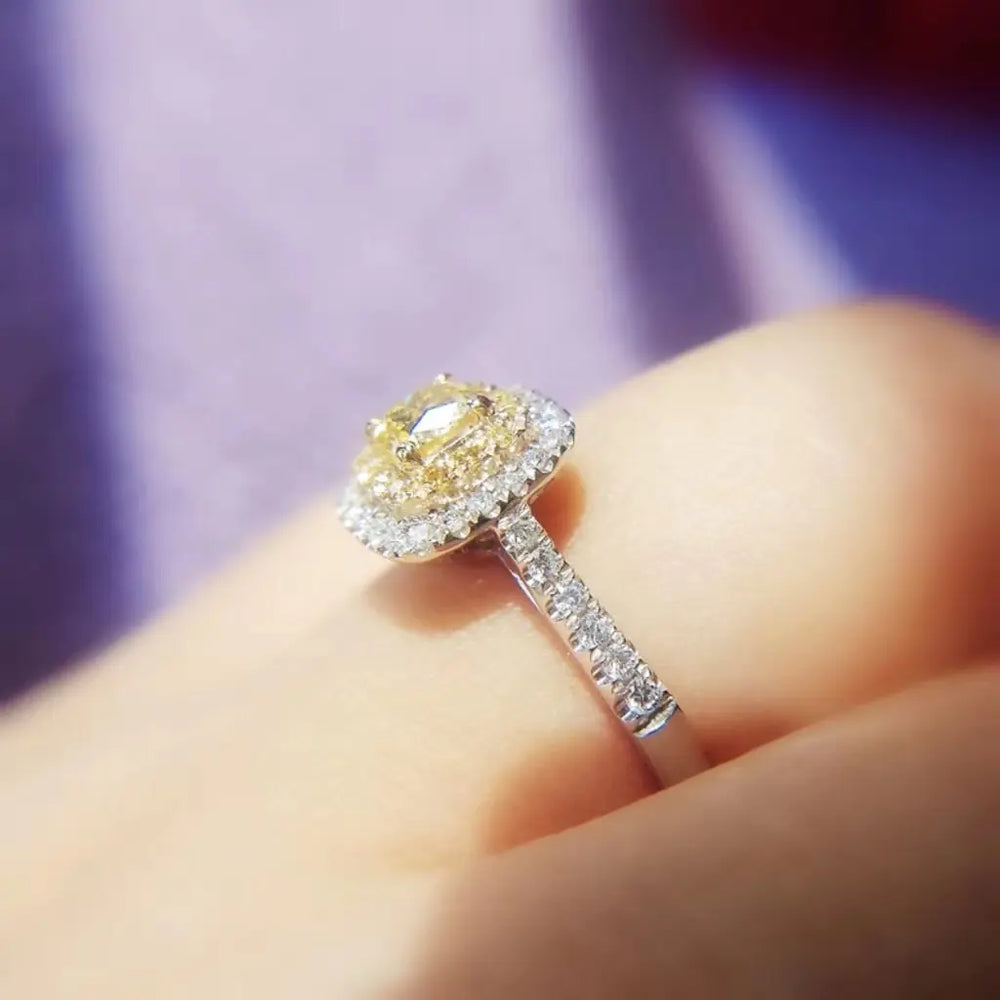 Brilliant Zircon Inlay Women’s Ring